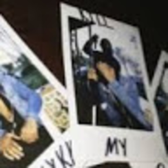 Meet your Posher, Mirabella - Picture 1 of 1